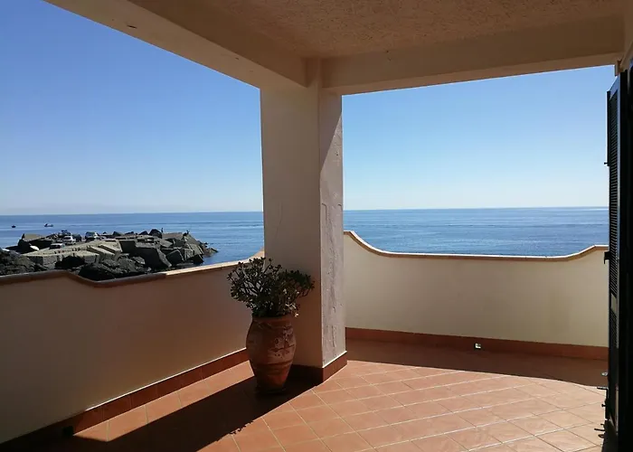 Stella Del Mare * 阿奇雷亚莱